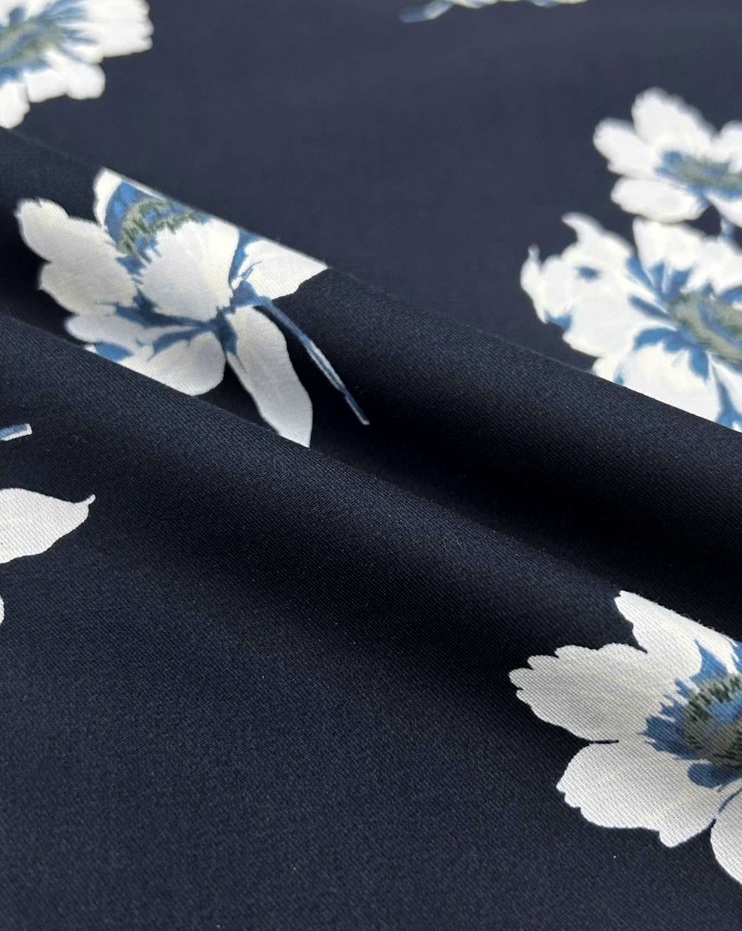 Áo Sơ Mi Ngắn Tay Nam Cao Cấp 5037 - Màu Xanh Navy Hoạ Tiết Hoa