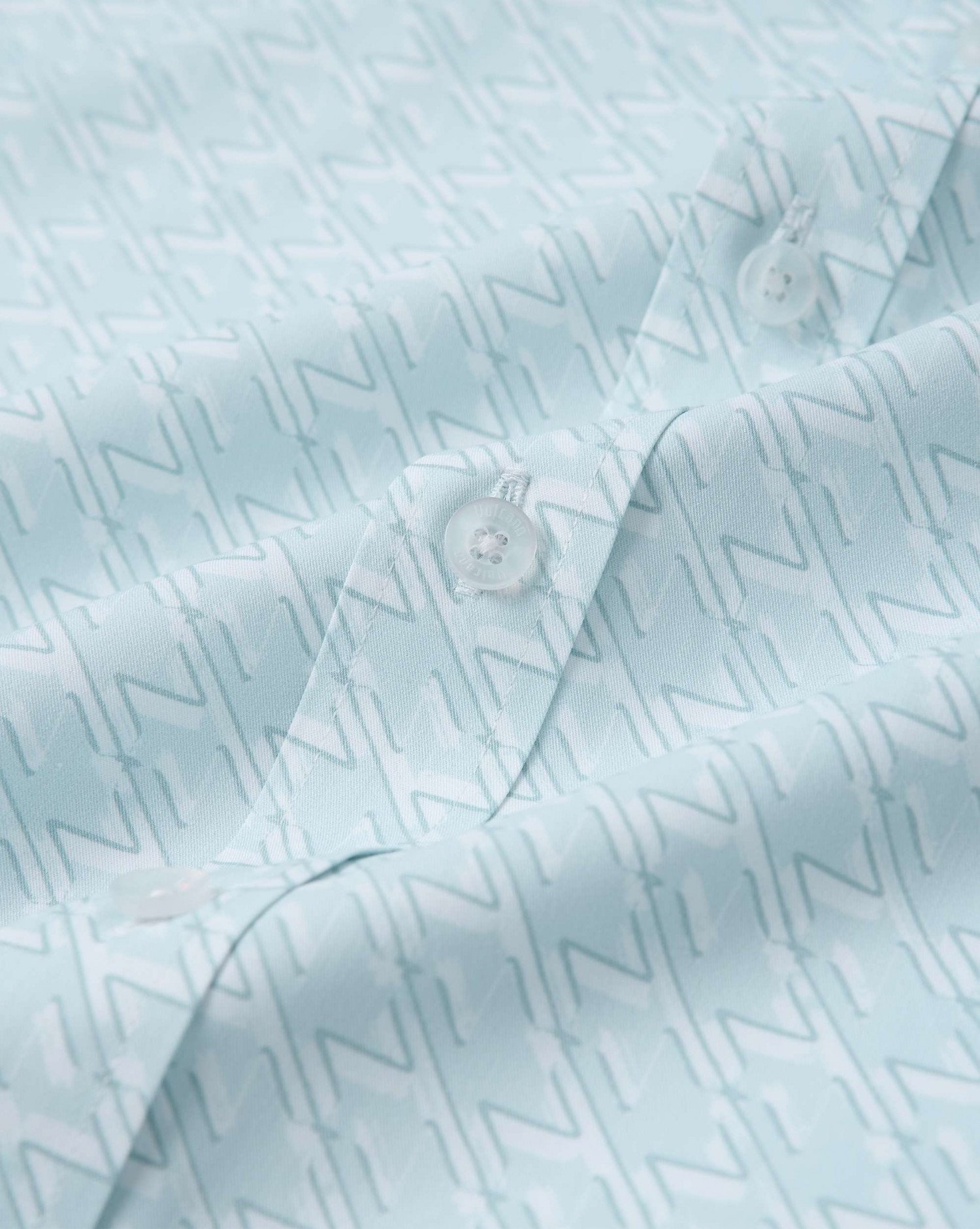 Áo Sơ Mi Ngắn Tay Nam Cao Cấp 5013A - Màu Xanh Da Trời Hoạ Tiết Monogram