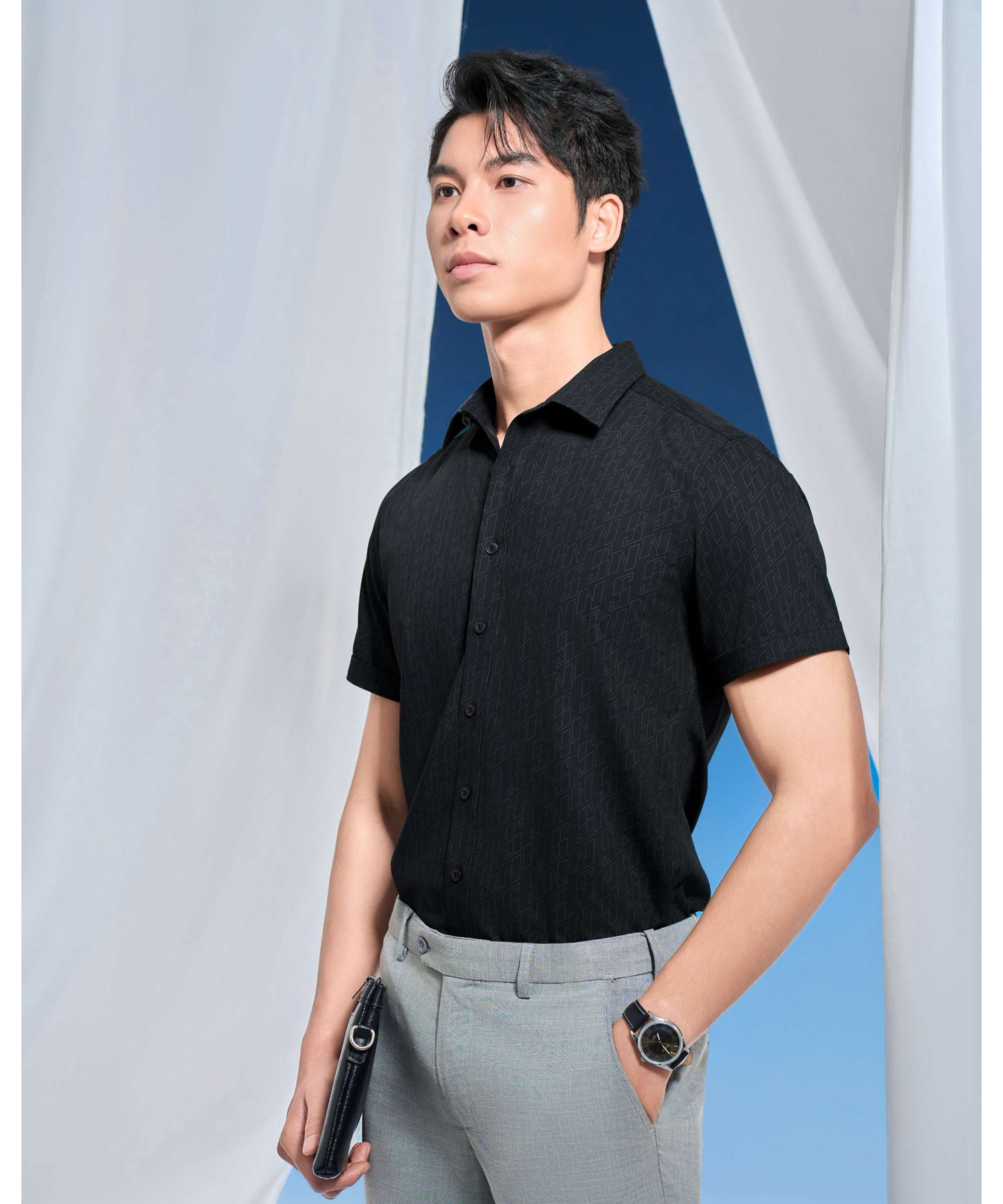 Áo Sơ Mi Ngắn Tay Nam Họa Tiết 5031 - Đen