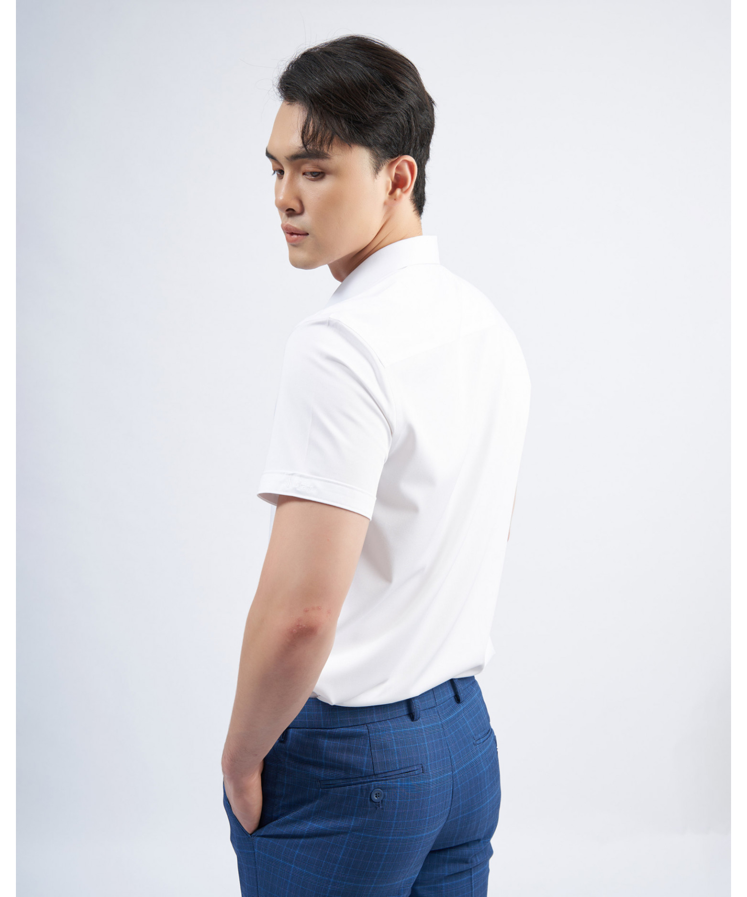 Áo Sơ Mi Ngắn Tay Nam 3005W