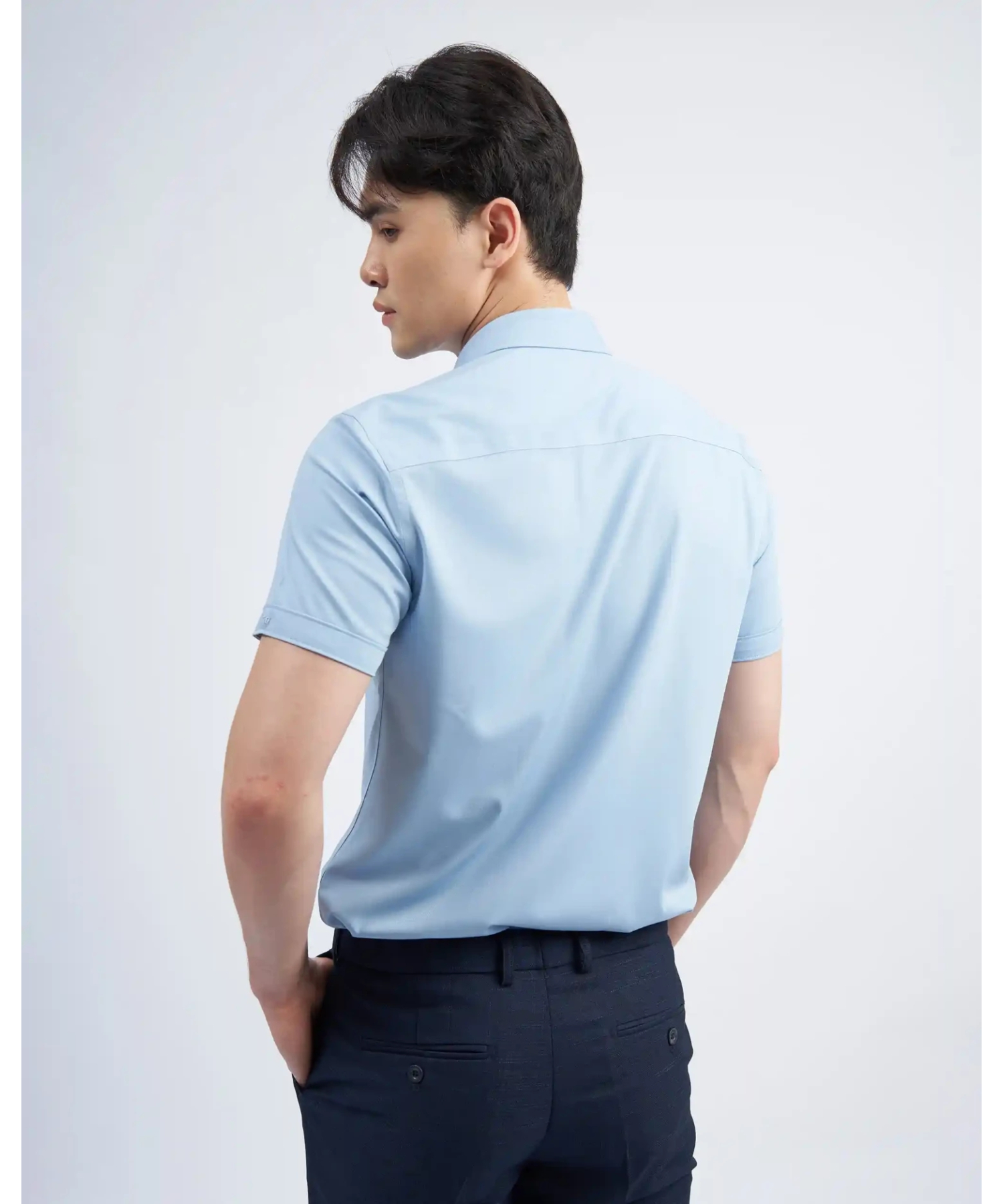 Áo Sơ Mi Ngắn Tay Nam Họa Tiết Kẻ 3022A