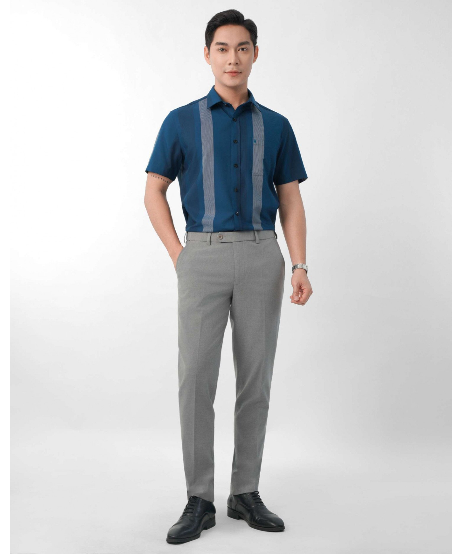 Áo Sơ Mi Ngắn Tay Nam Kẻ Ô 5023C Đen - Xanh