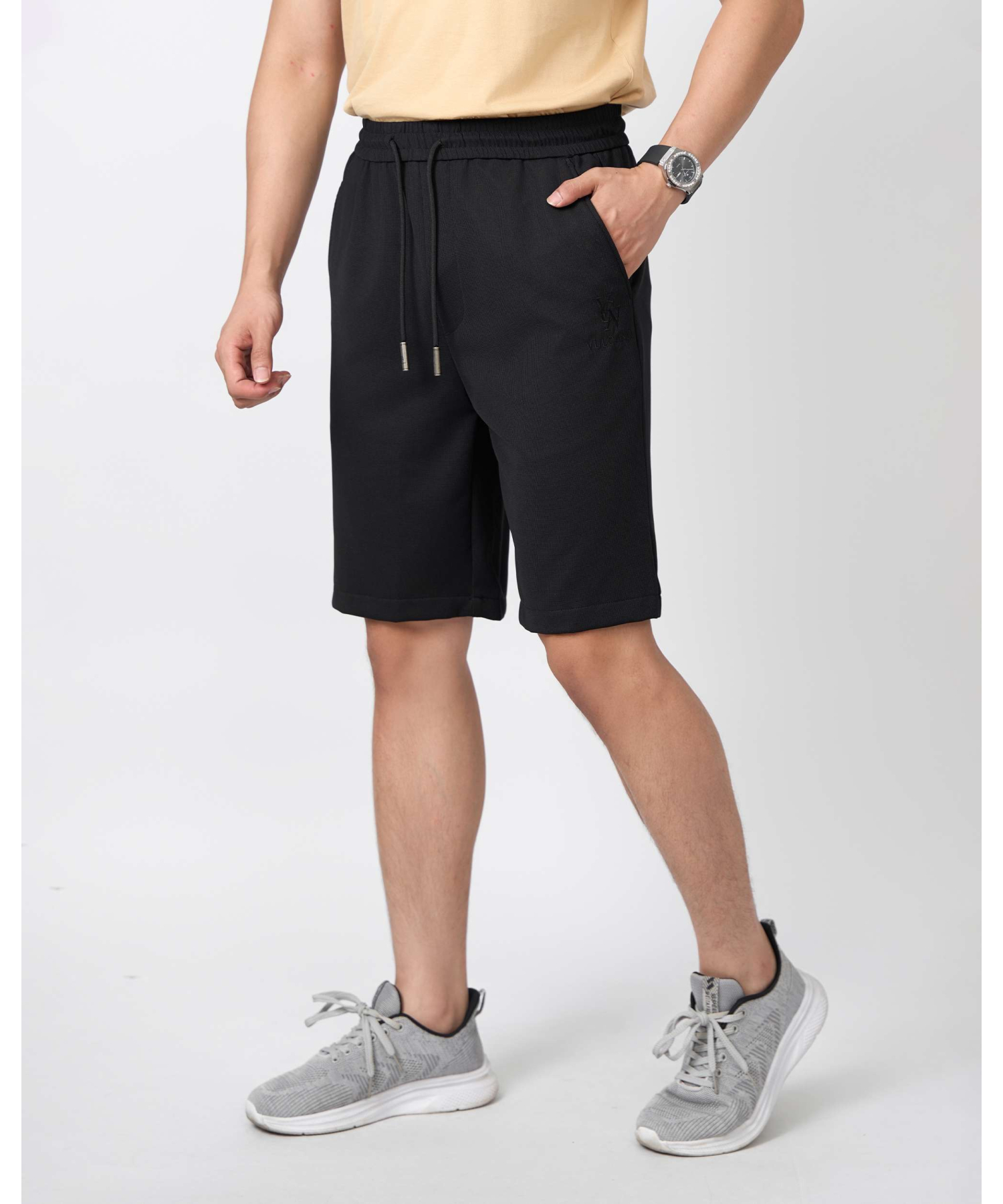 Quần Short Nam Thể Thao Vải Gân Logo Thêu Nổi 5001 - Đen