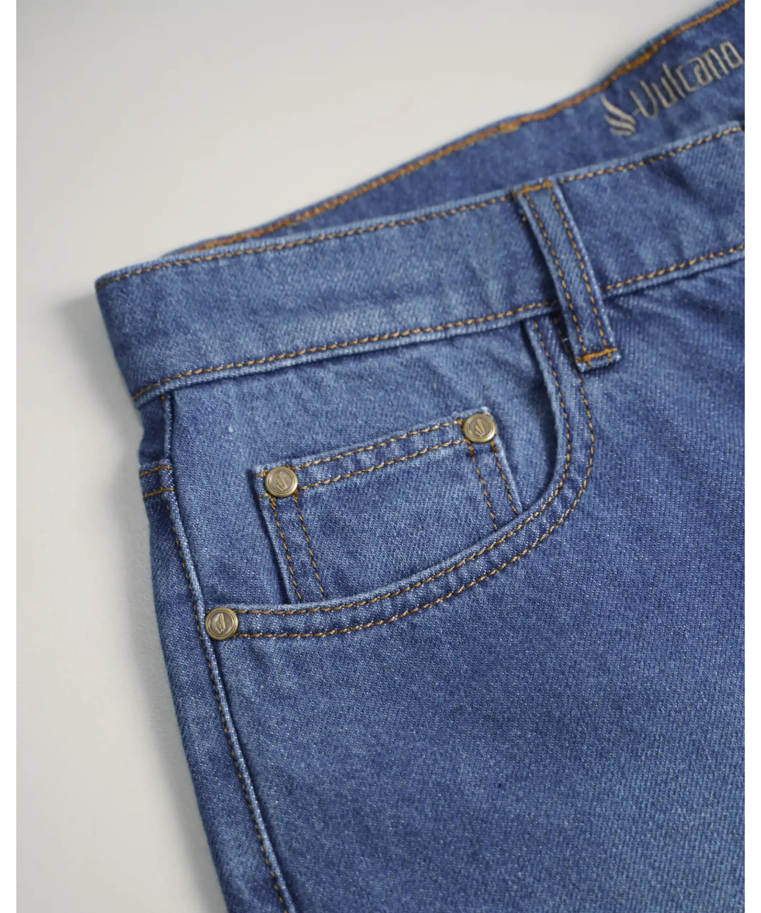 Quần Jeans Nam Dáng Slim Màu Xanh Da Trời 4001A