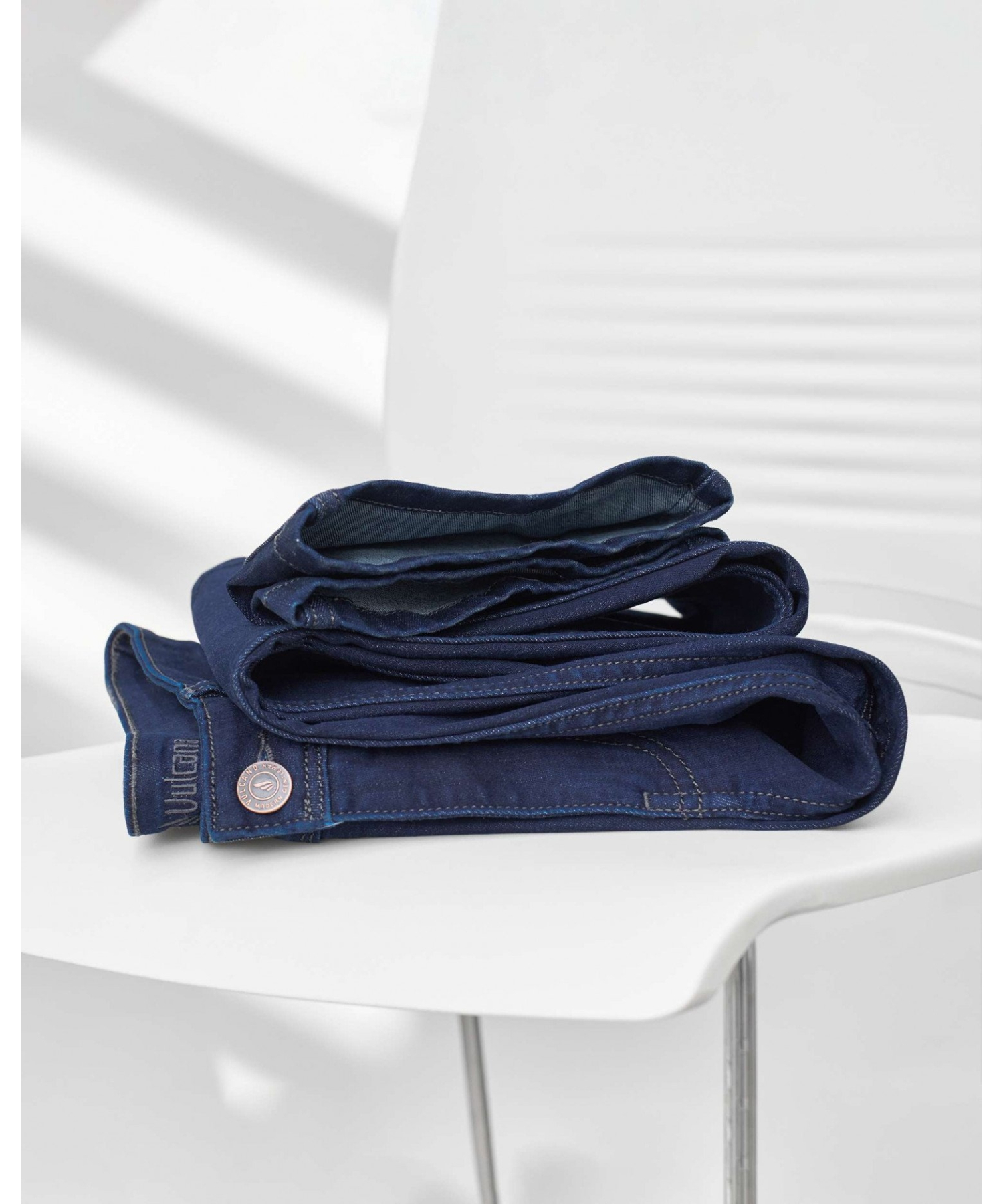 Quần Jeans Nam Dáng Suông Màu Xanh Co Giãn 5003A