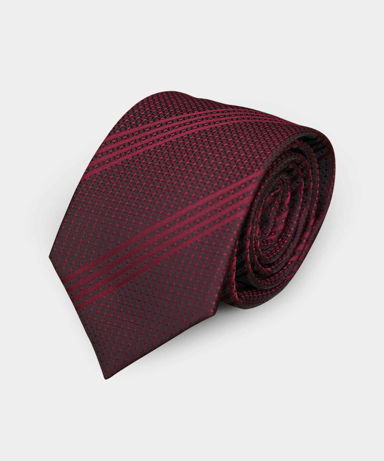 C&agrave; Vạt Nam M&agrave;u Đỏ Đ&ocirc; Kẻ Ngang C051