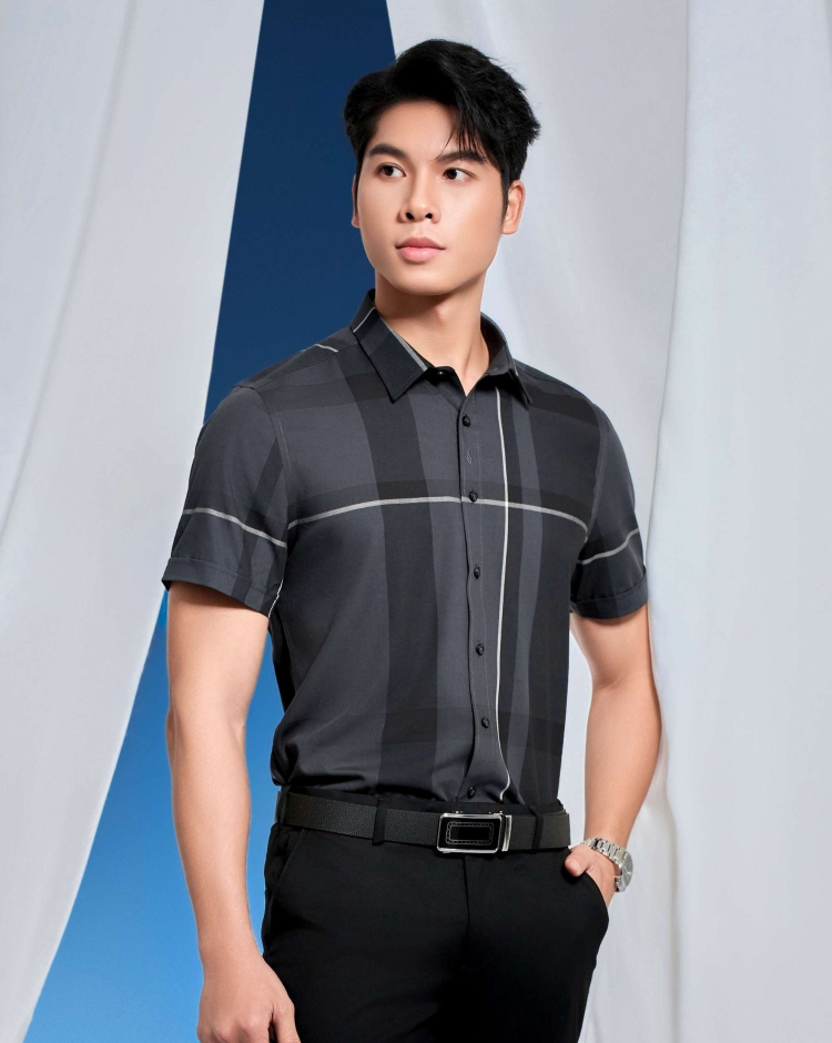 Áo Sơ Mi Ngắn Tay Nam Kẻ Ô 5023C Đen - Xám Đậm