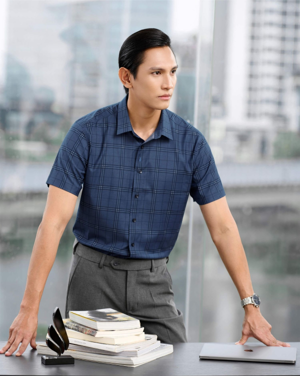 Áo Sơ Mi Ngắn Tay Nam Kẻ Caro 4029C Xanh Đậm