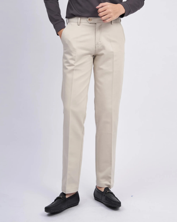 Quần Kaki Nam Trơn Dáng Classic 2004 Be Nhạt