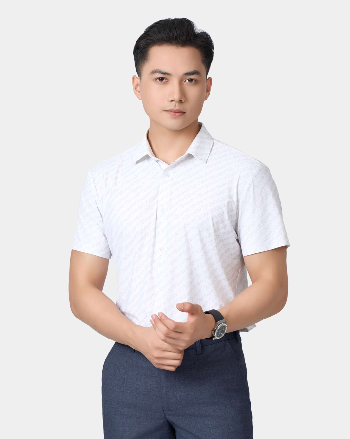 Áo Sơ Mi Ngắn Tay Nam Màu Trắng In Chữ Vulcano 5024A