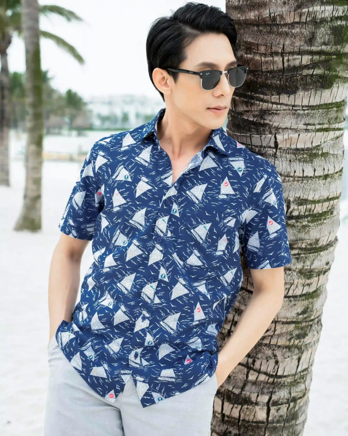 Áo Sơ Mi Ngắn Tay Nam Họa Tiết Con Thuyền 3025A