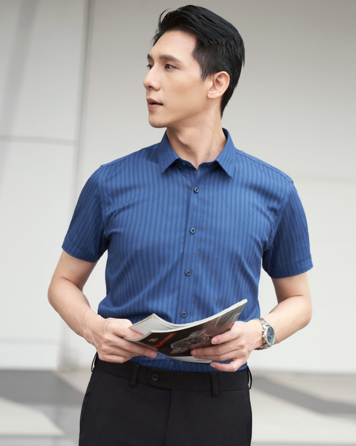 Áo Sơ Mi Ngắn Tay Nam Họa Tiết Kẻ Dọc 2015