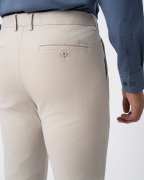 Quần Kaki Nam Dáng Carrot Trơn 4002 - Trắng
