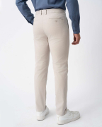 Quần Kaki Nam Dáng Carrot Trơn 4002 - Trắng