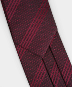 Cà Vạt Nam Màu Đỏ Đô Kẻ Ngang C051